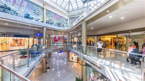 tiendas centro comercial las arenas